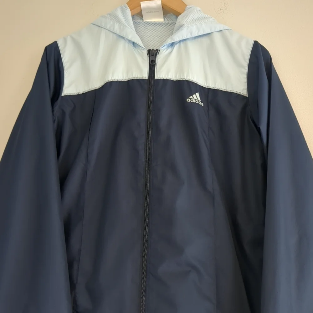 Adidas Windbreaker Women's Medium Navy Light Blue Spring Jacket Light Weight - Picture 2 of 8